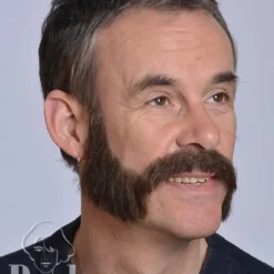 Handgeknoopte Bakkebaarden Van Echt Haar, Breed Lang, Type 9223 -Peelsweb Winkel kryolan handgeknoopte bakkebaarden van echt haar b 5