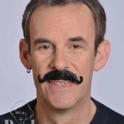 Handgeknoopte Snor Van Echt Haar, Krul, Type 9215 -Peelsweb Winkel kryolan handgeknoopte snor van echt haar krul type 2