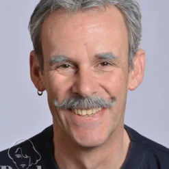 Handgeknoopte Snor Van Echt Haar, Krul, Type 9215 -Peelsweb Winkel kryolan handgeknoopte snor van echt haar krul type 3