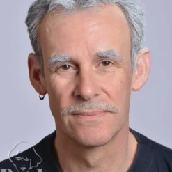 Handgeknoopte Snor Van Echt Haar, Smal Dun, Type 9213 -Peelsweb Winkel kryolan handgeknoopte snor van echt haar smal dun 4